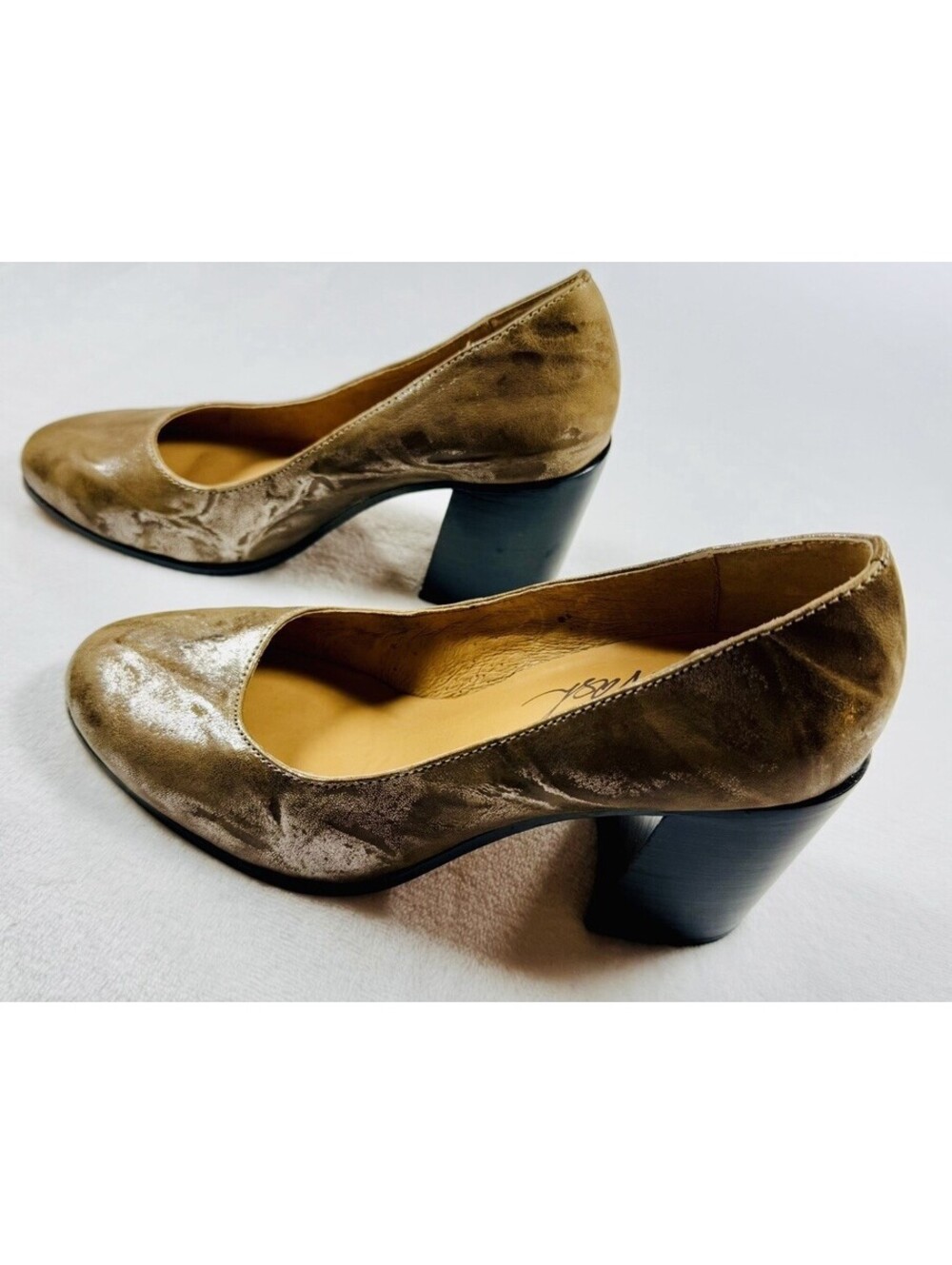 Patricia Nash Women’s 6.5 Bronze Metallic Leather Anita Block Heel Pumps